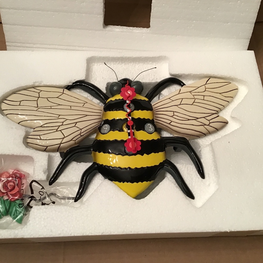 Bumblebee Ceramic Pendulum Clock NWT